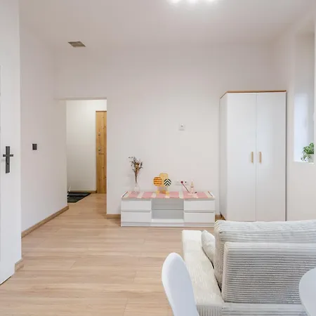 Apartament Slowackiego Serene By Bookinghost