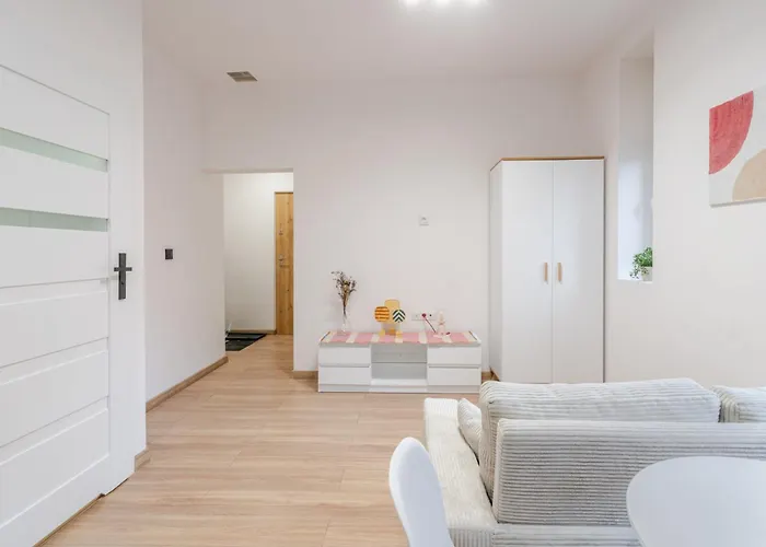 Apartman Slowackiego Serene By Bookinghost